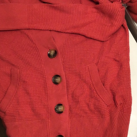 Sweater - Picture 4 of 4